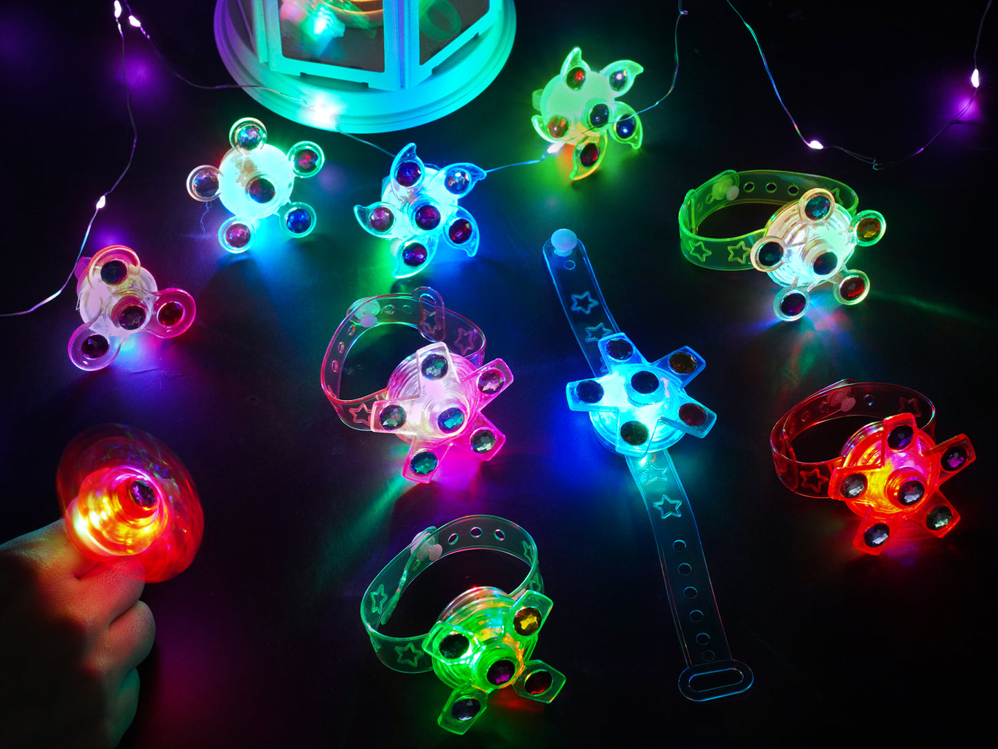 LED Light Spinner Toy Party Favor 20PCS (10 Rings+10 Bracelets) Glow In The Dark
