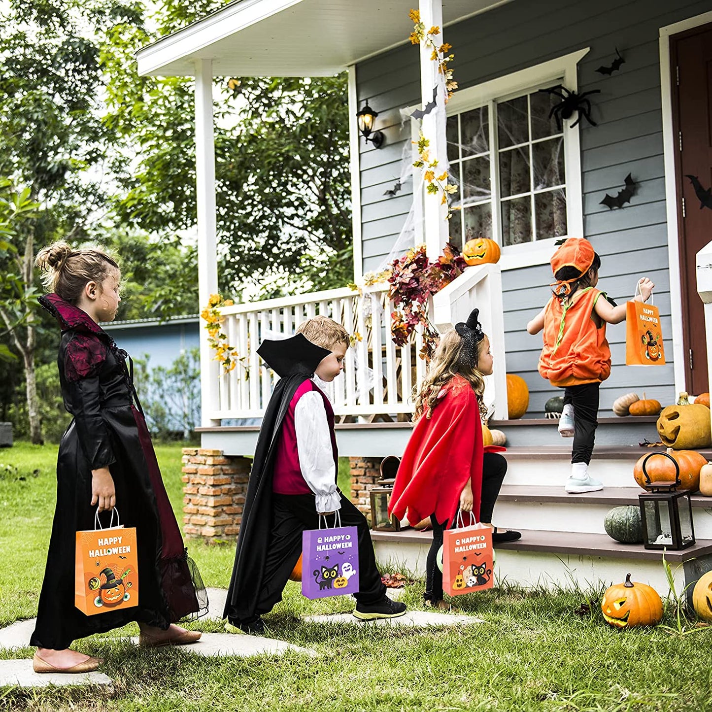 15PCS Halloween Kraft Paper Treat Bag Handles Trick or Treat Holiday Party Favor