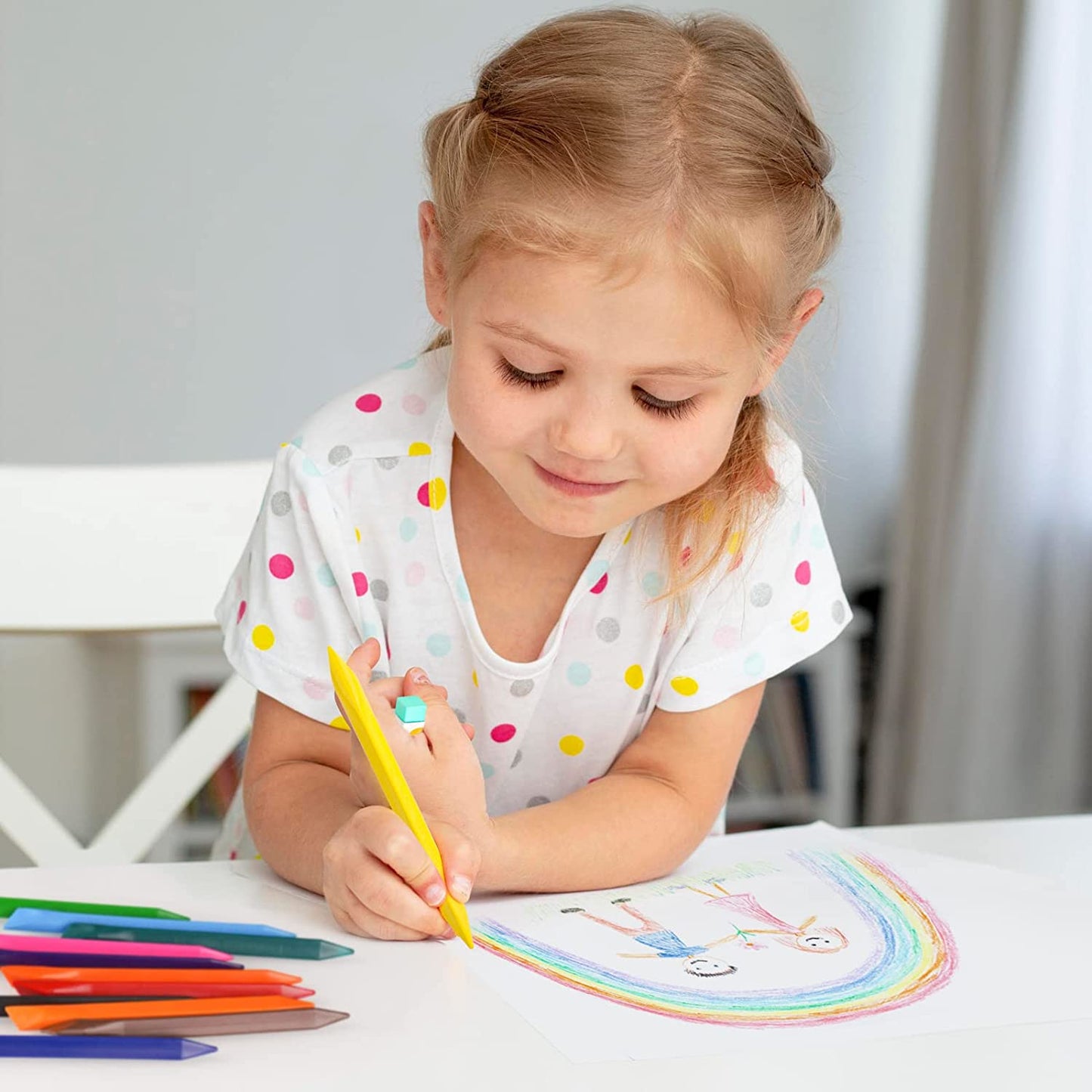 Erasable Crayon Set 12 Colors Triangle Crayons Non-Toxic Erasable Crayons Eraser