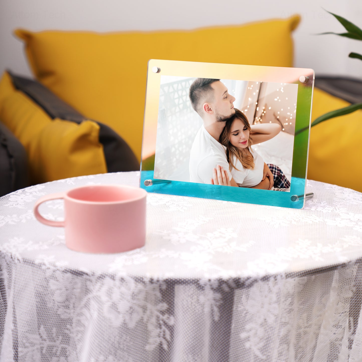 Acrylic Photo Frame - Thin, 5"x7"