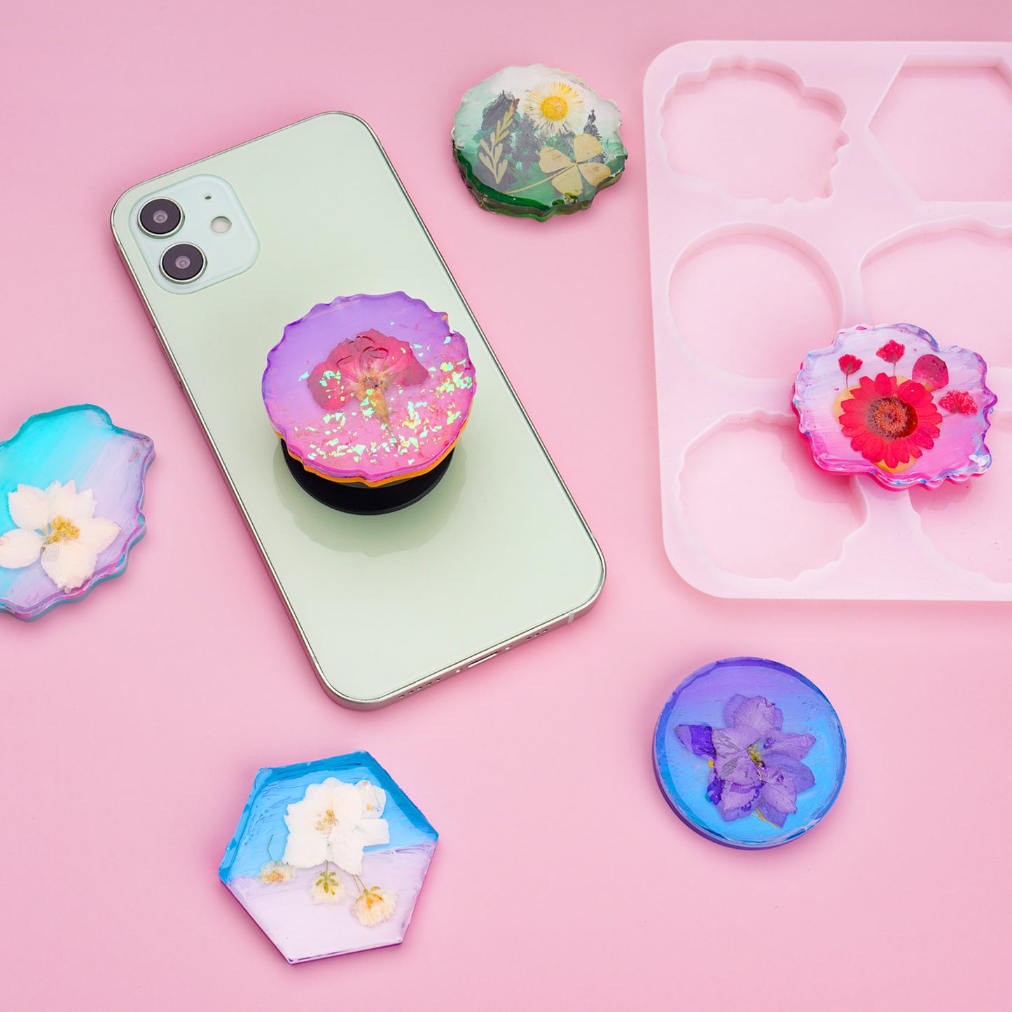 Phone Grip Holder Epoxy Resin Casting Silicone Mold Kit, 9 Round Animal Patter