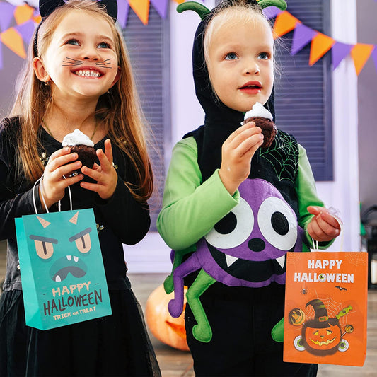 5PCS Halloween Kraft Treat Paper Bags Handles Assorted Designs Trick or Treat